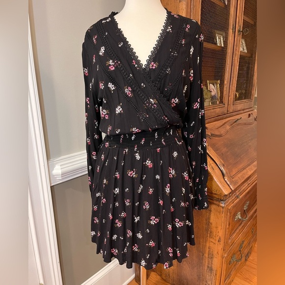 American Rag Dress - Picture 2 of 6